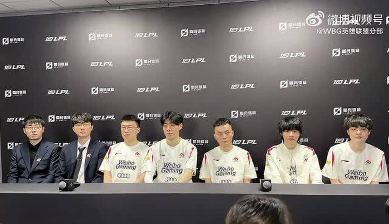 随着王曼昱 随着王曼昱