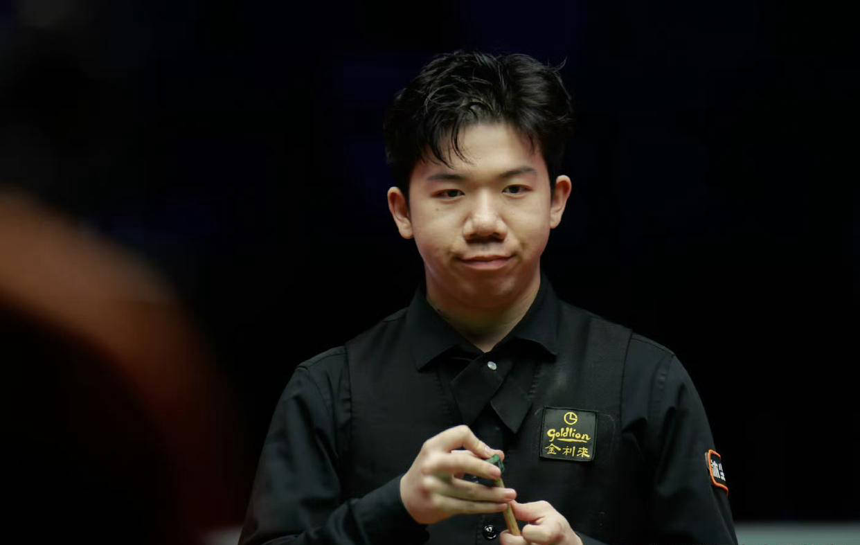 比赛中的个 比赛中的个